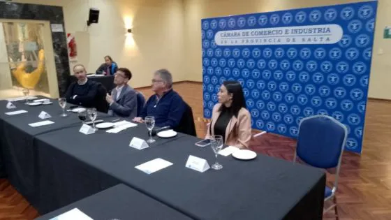 90811-el-gobierno-promueve-la-inscripcion-en-el-registro-provincial-de-proveedores-locales-de-empresas-mineras