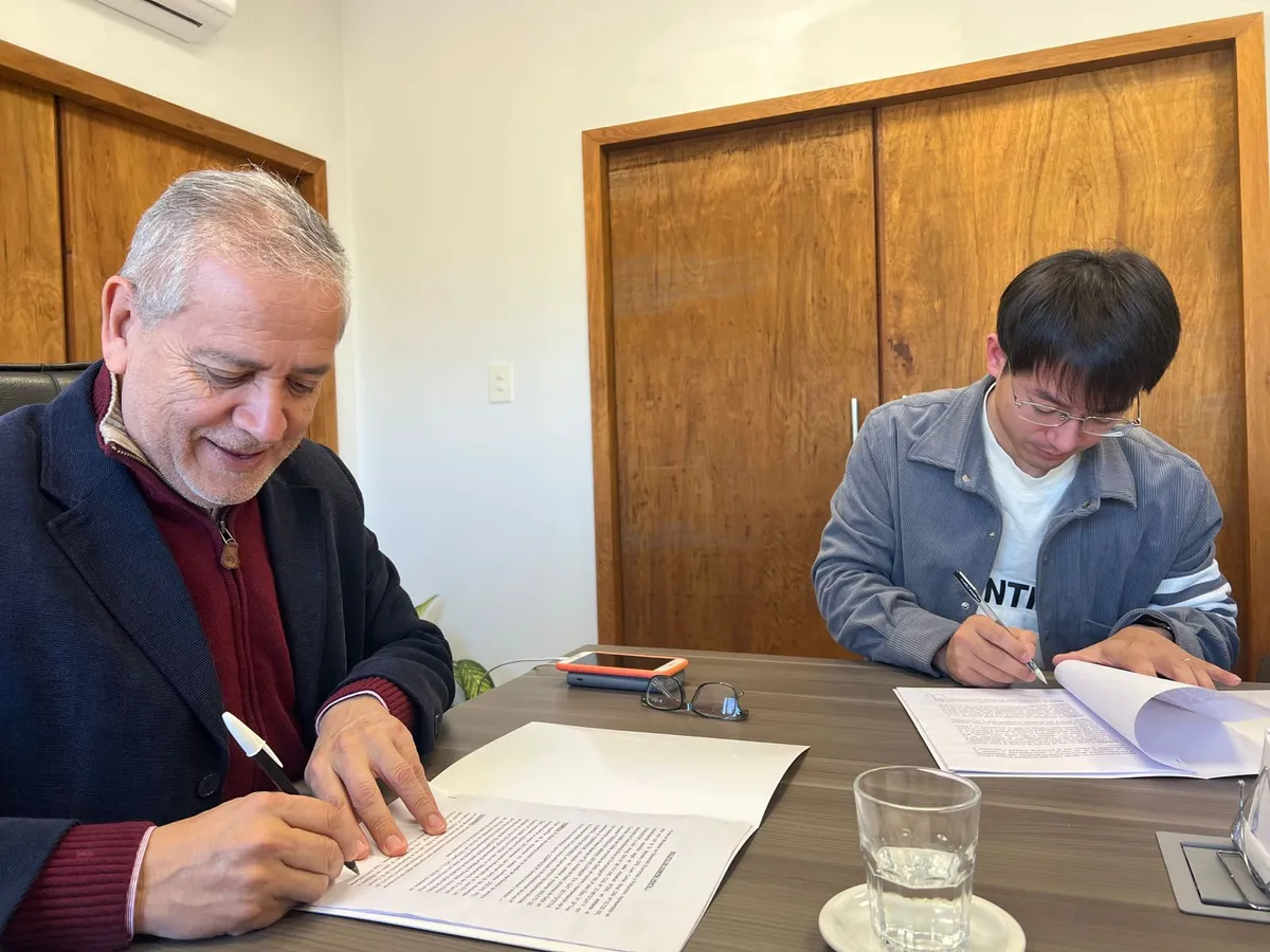 Firma con Tsingshan Mining Development S.A