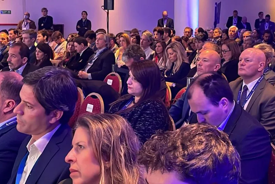 84735-salta-esta-presente-en-el-amcham-energy-forum-2022