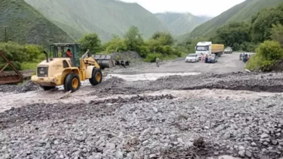 105921-accion-coordinada-y-aportes-del-sector-productivo-para-atender-el-corte-de-ruta-nacional-51