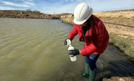 f73238318db18aaa5ede0543a794deb9_L