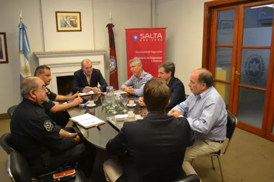 94210-coordinan-acciones-que-potenciaran-el-trabajo-preventivo-de-seguridad-en-los-andes