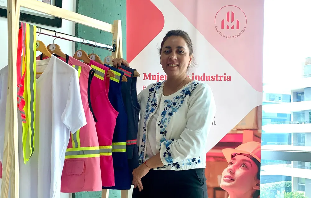 e9b2a5db-2d79-4b6e-8d82-4b2ade853943