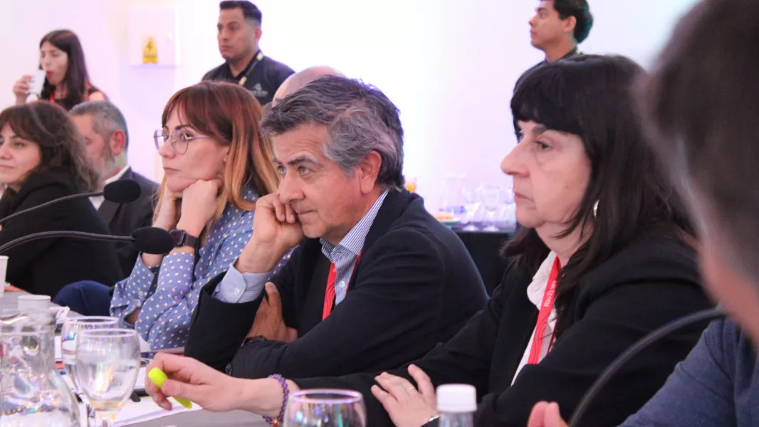 24771-la-mesa-del-litio-impulsa-una-hoja-de-ruta-consensuada-para-fortalecer-la-cadena-de-valor-regional