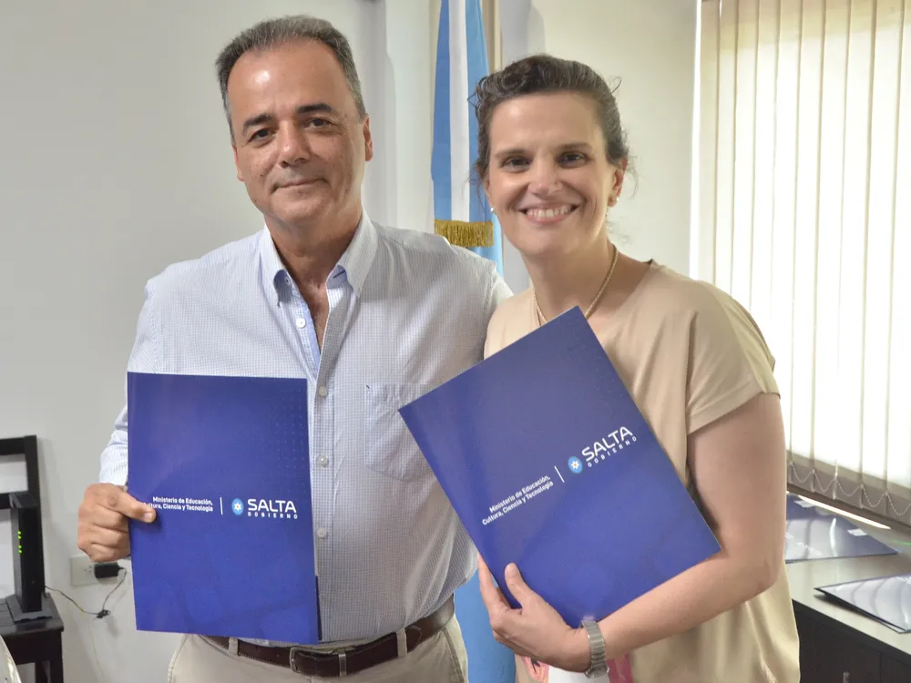 Firma Convenio Educación (4)