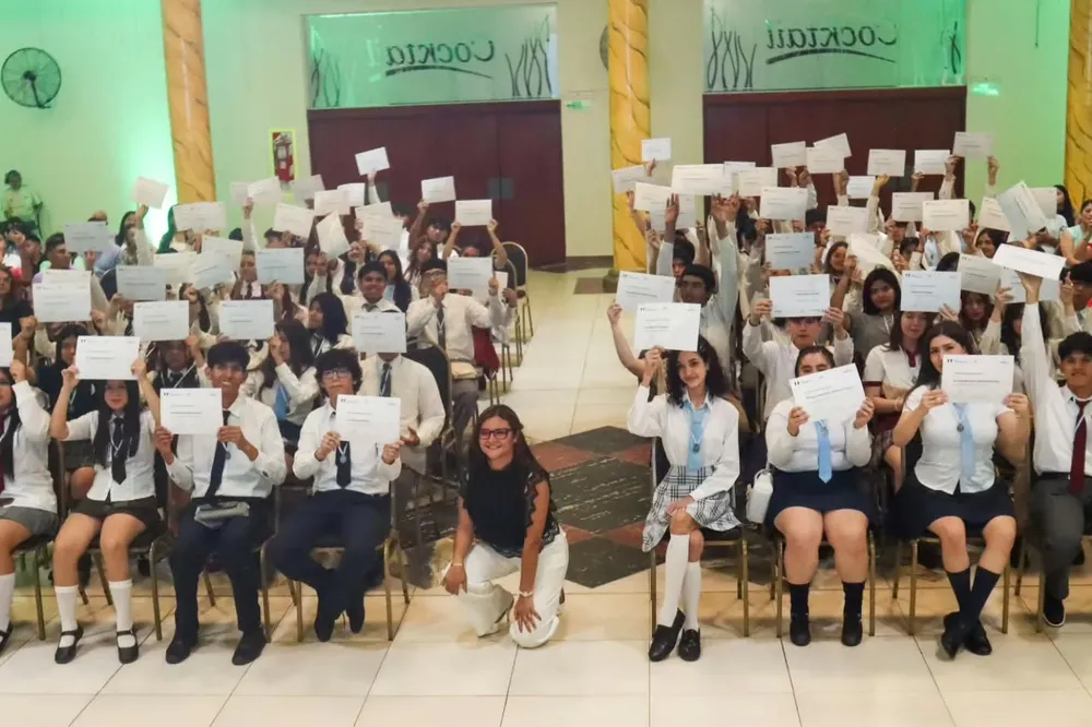 El programa alcanza a 80 estudiantes de Tartagal, General Mosconi, Aguaray y Profesor Salvador Mazza.