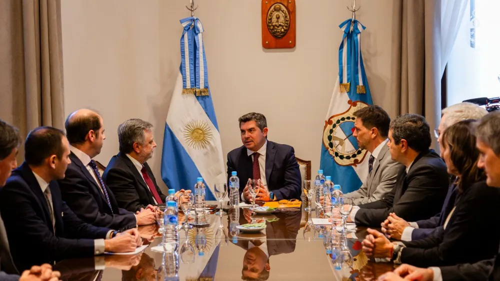 0878856804bdb1b56b54ef56ae528bb1_XL