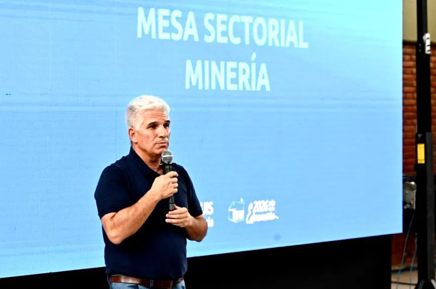 gobernador Claudio Poggi