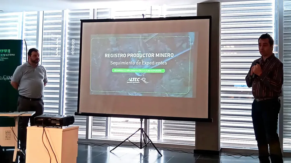 1732284444_f6d5d06676706348b6cf