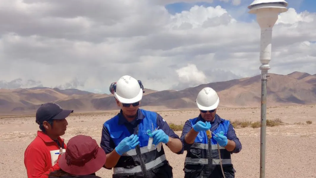 14511-monitoreo-ambiental-participativo-en-el-proyecto-de-litio-centenario-ratones