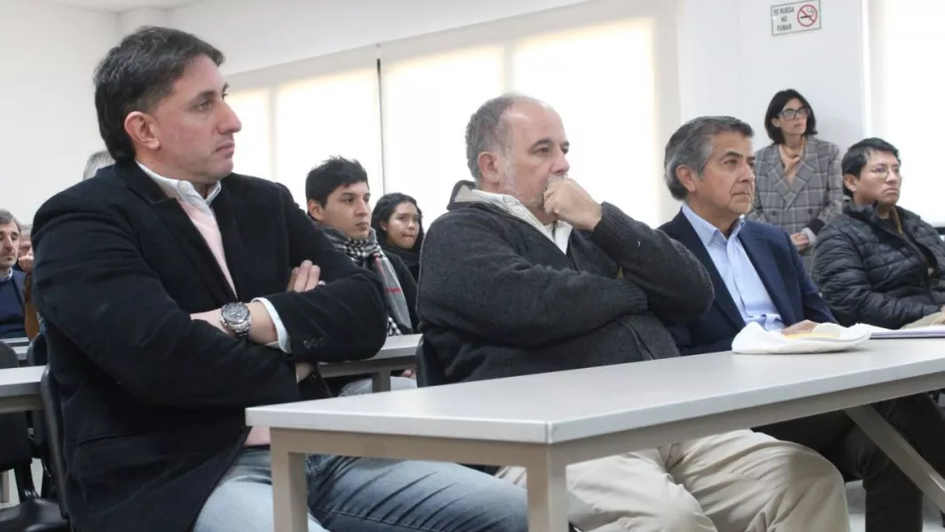 21199-estado-academia-y-sector-privado-abordaron-los-desafios-y-la-importancia-de-la-exploracion-minera