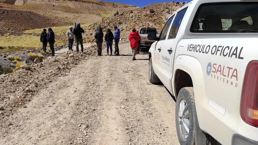 La actividad minera en Salta avanza de la mano del diálogo y el trabajo conjunto. Participamos en dos instancias relacionadas con el Proyecto El Quevar, operado por Silex Argentina, en la localidad de Estación Salar de Po