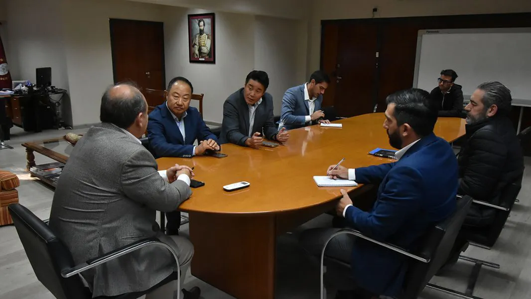 95516-la-minera-posco-brindo-un-informe-sobre-los-procedimientos-de-la-direccion-nacional-de-migraciones