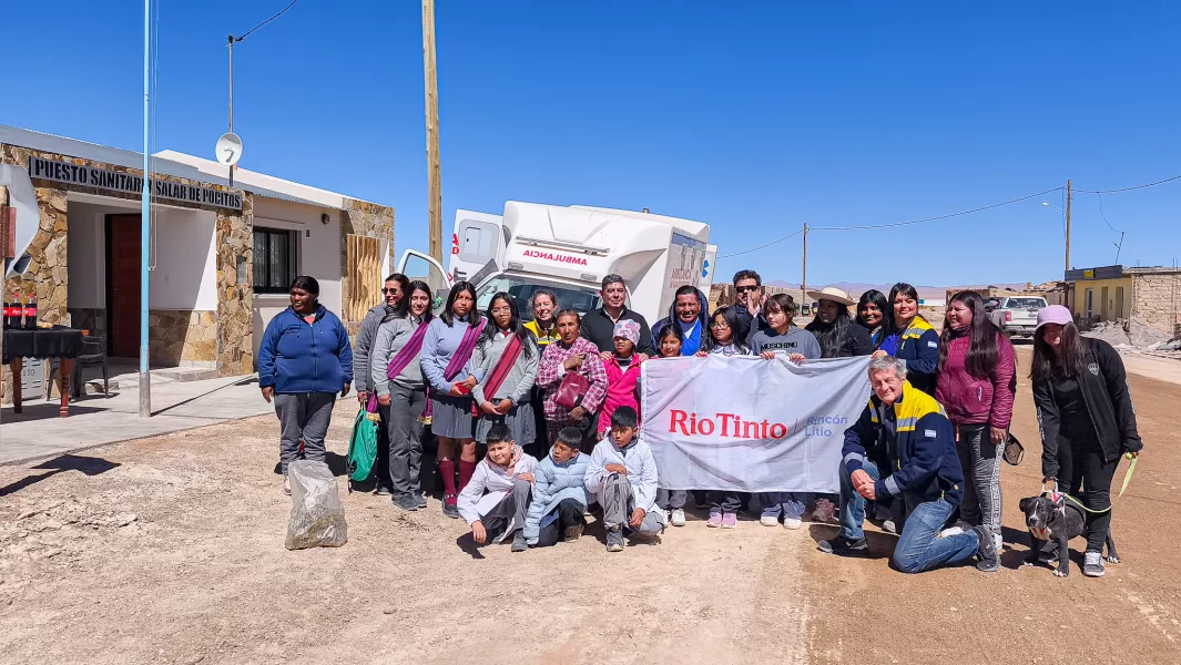 14121-el-area-operativa-de-san-antonio-de-los-cobres-recibio-una-nueva-ambulancia
