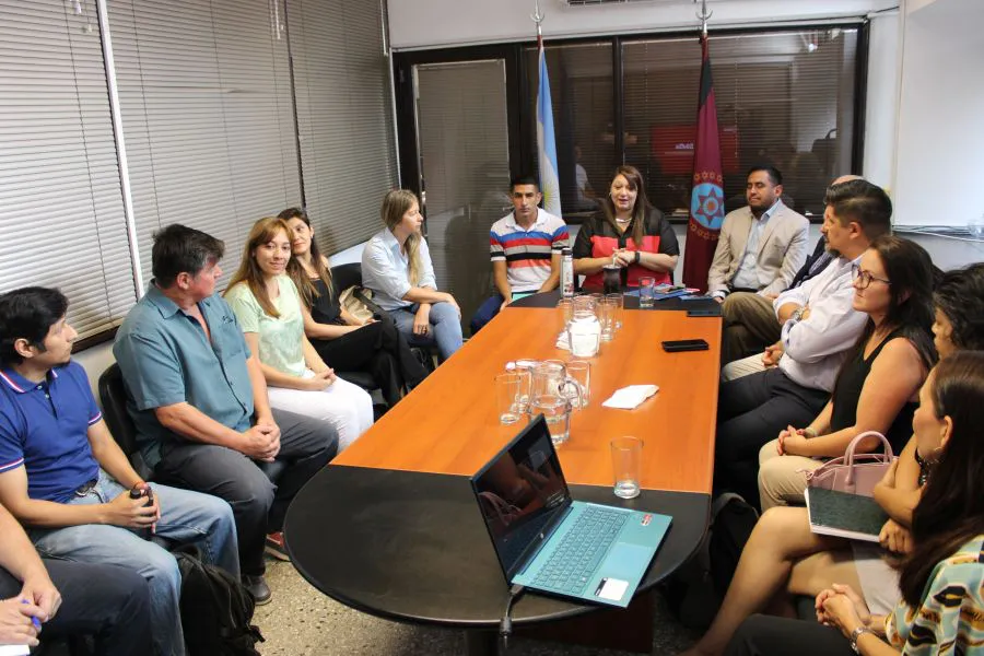 93020-el-gobierno-pone-a-prueba-piloto-la-plataforma-de-informacion-minera-simsa