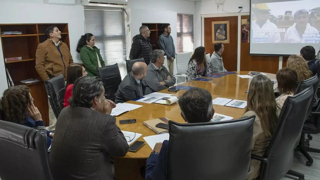 EMPLEO