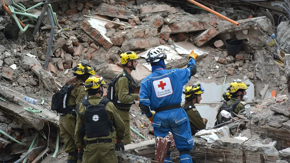 El lunes 10 de agosto un terremoto de magnitud 7,4 detuvo el tiempo en Colombia. 