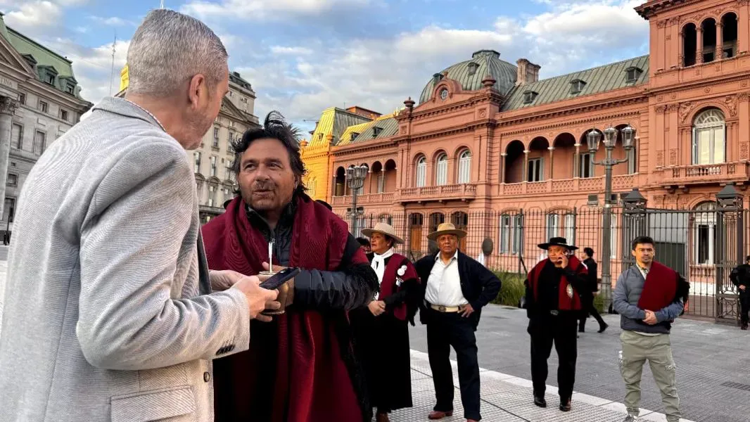 GUSTAVO SAENZ EXIGE LA EJECUCION DE OBRAS FRENTE A LA CASA ROSADA