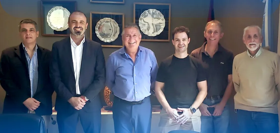 f3948f_5cf3124e455d4ccb968ee5c2b3e1c4b5~mv2