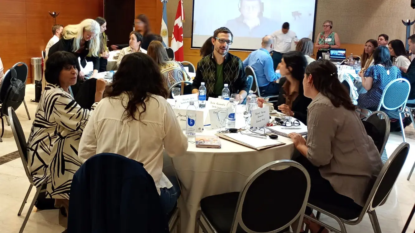 1742557280_e474e97f4e91d19d0ae3