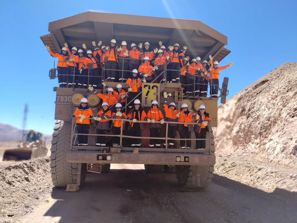 1702669918_413ea56b045d129353ae