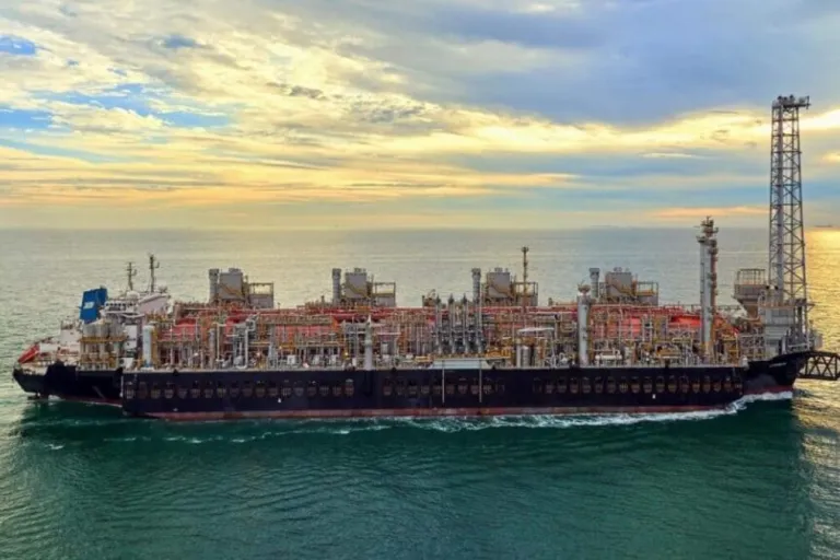 Golar-FLNG-Hilli-1024x590-1