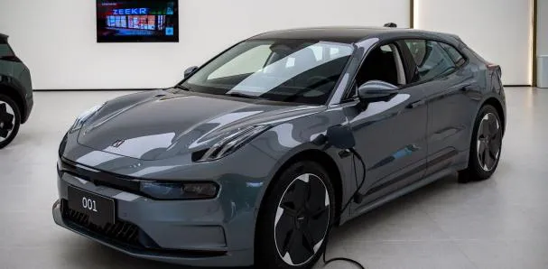 64775b07d925f.r_d.1028-673-3035