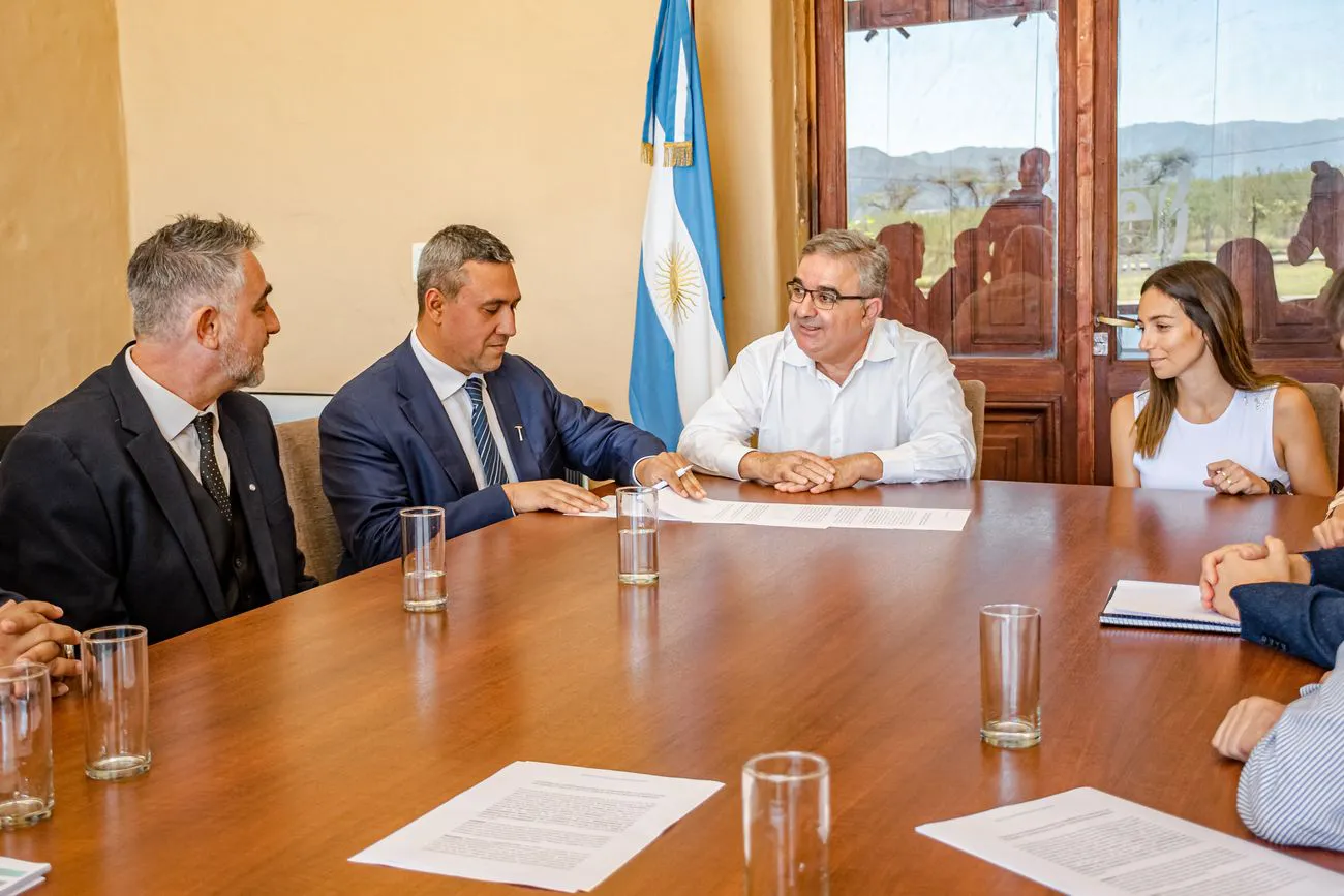 gobierno_y_galan_lithium_acordaron_el_desarrollo_de_fabrica_de_carbonato_de_litio