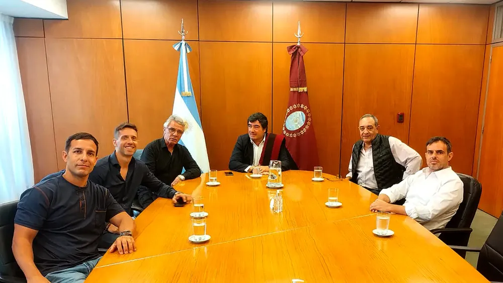 ministro-en-casa-de-salta-1536x864