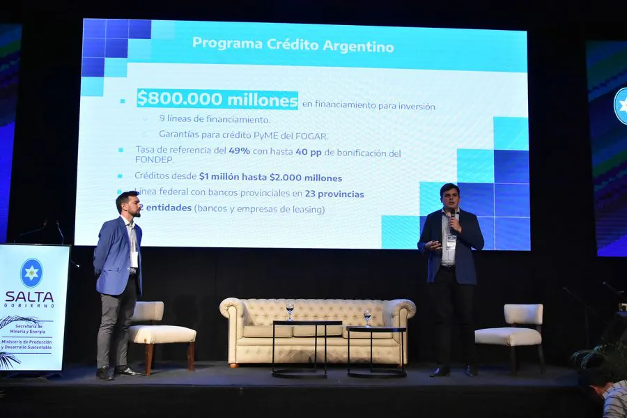 3426-con-el-eje-puesto-en-el-desarrollo-la-cadena-de-valor-minera-el-gobierno-celebro-el-dia-de-la-mineria