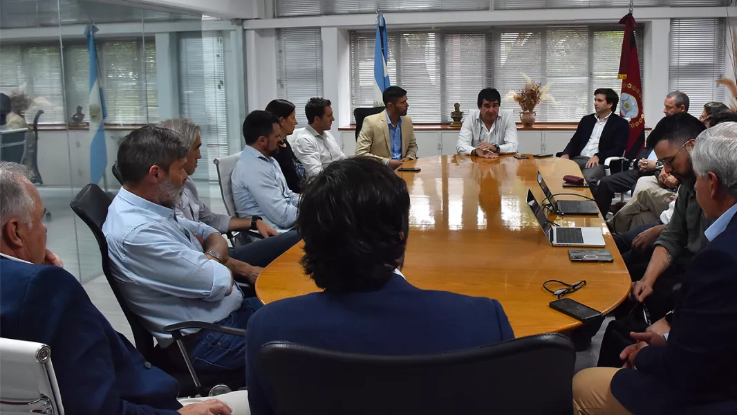 104956-el-gobierno-presento-el-plan-logistico-provincial-a-las-empresas-mineras