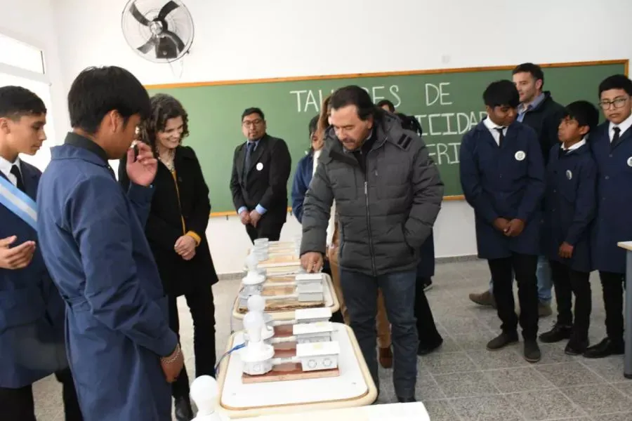 Escuela Tecn ica de Cachi 3