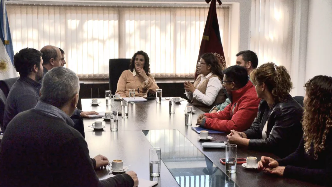 18246-salta-establece-alianzas-educativas-jovenes-tecnicos-tienen-vinculos-directo-al-mundo-laboral