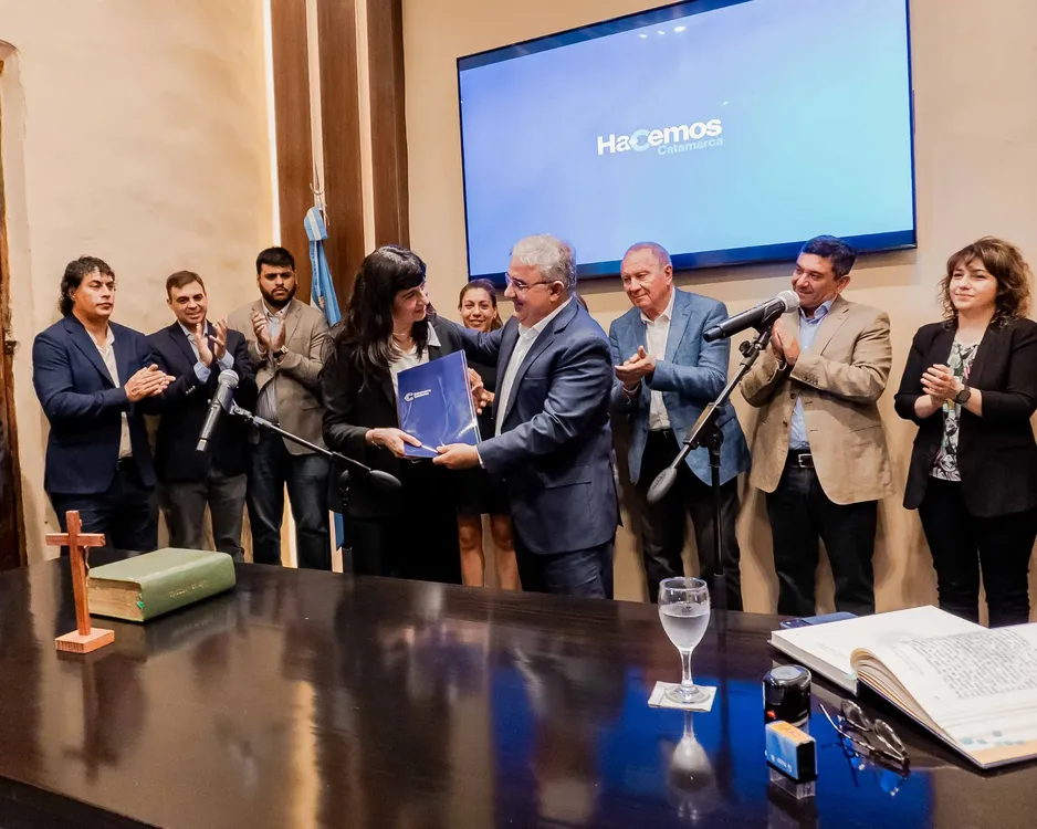 7a506d85-4996-4165-9ca9-22c6ff9ddf4b