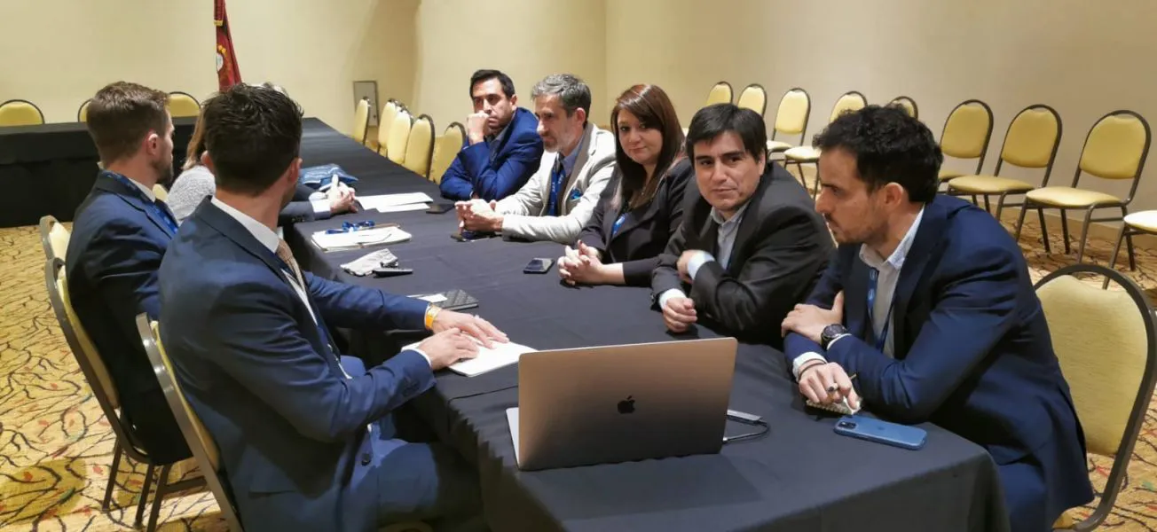 91204-el-gobierno-analizo-junto-a-expertos-de-una-consultora-inglesa-los-mecanismos-para-establecer-precios-de-referencia-del-litio