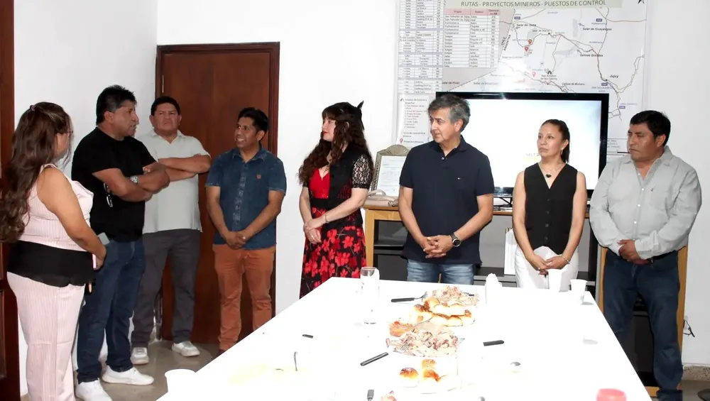 6f53ced5-4ccd-40ee-868e-e5dab97baf0a