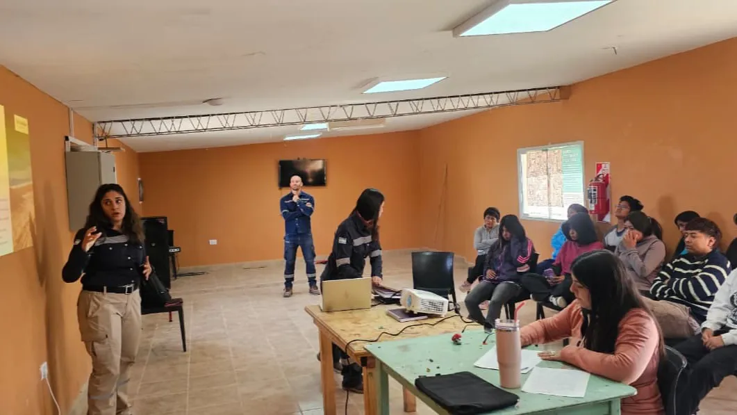 SaveClip.App_619262674_17955507087058612_2167873942395255317_n