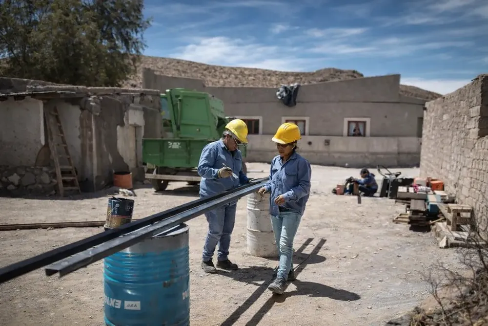 La Cooperativa de Trabajo Mukayli está integrada por mujeres constructoras de la Puna