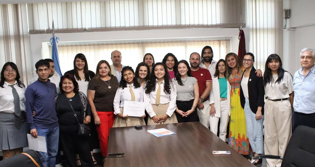 Destacamos el desempeño de estudiantes en sus Prácticas Profesionalizantes En una alianza estratégica entre el Gobierno de Salta y las empresas Pampa Energía y Ganfeng, los jóvenes talentos tuvieron la oportunidad de aden