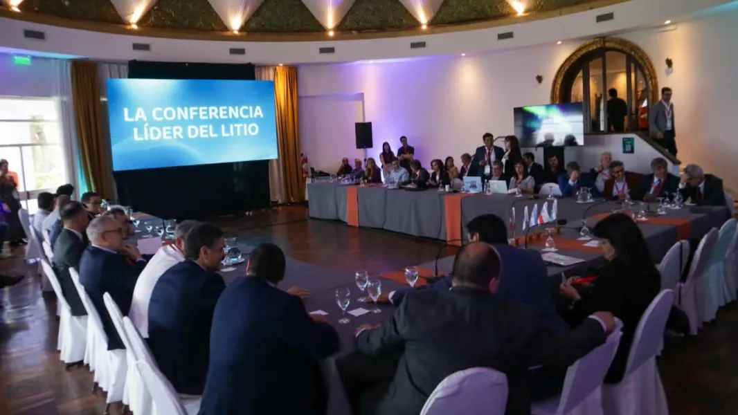 24772-la-mesa-del-litio-impulsa-una-hoja-de-ruta-consensuada-para-fortalecer-la-cadena-de-valor-regional