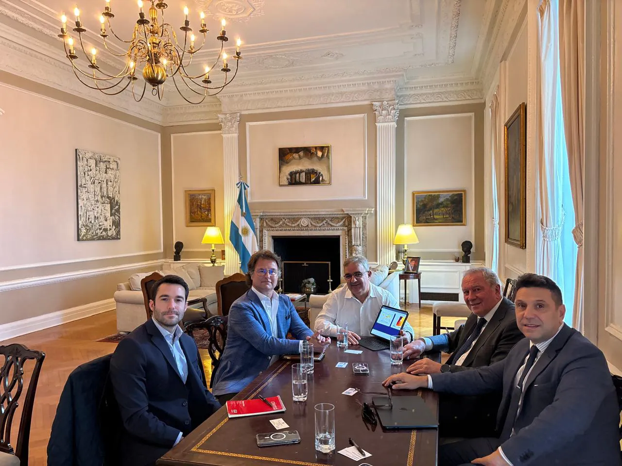 el_gobernador_inicio_su_agenda_de_trabajo_en_nueva_york_reuniendose_con_potenciales_inversores_1